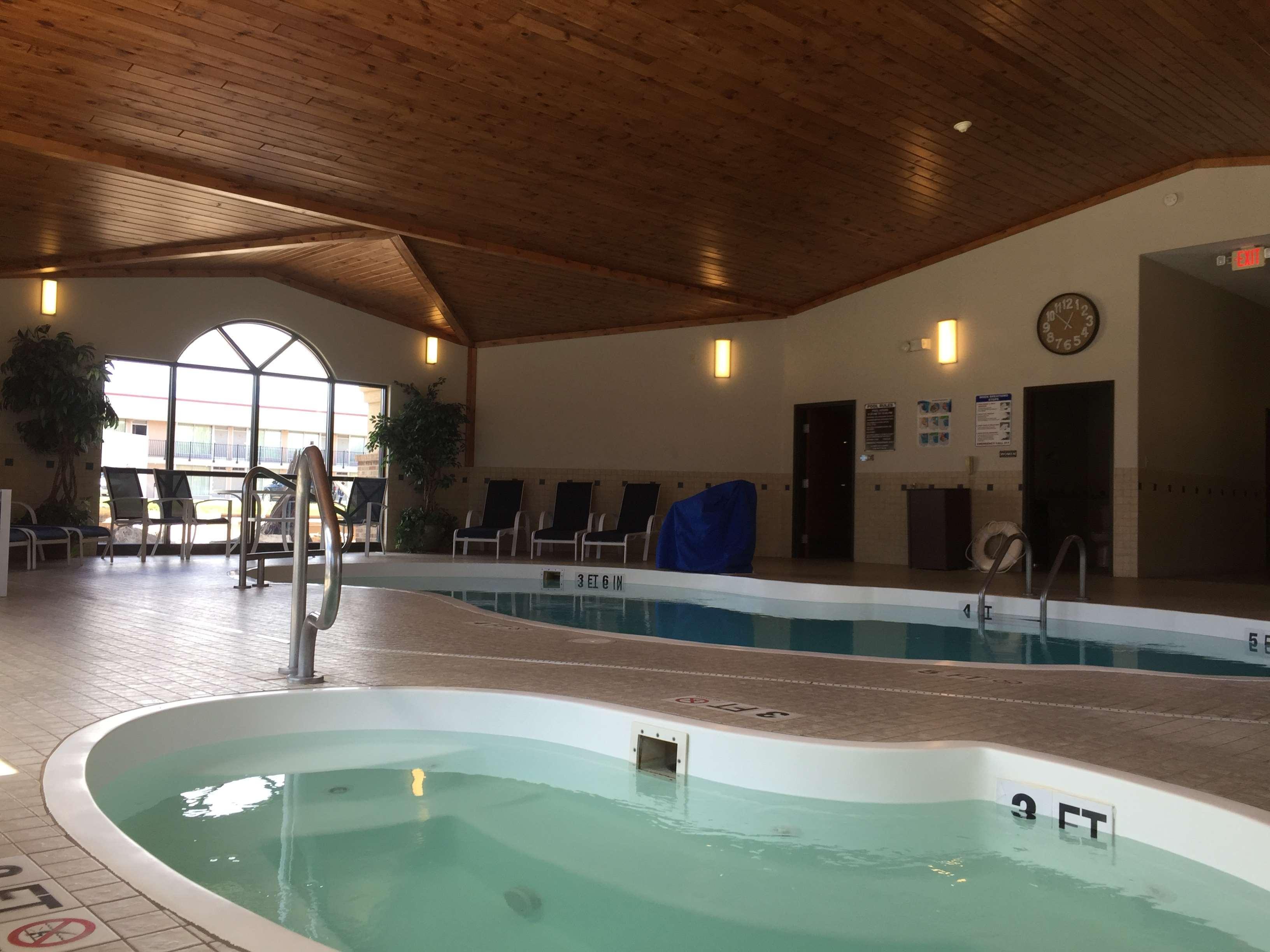 Best Western Plains Motel Волл Екстер'єр фото