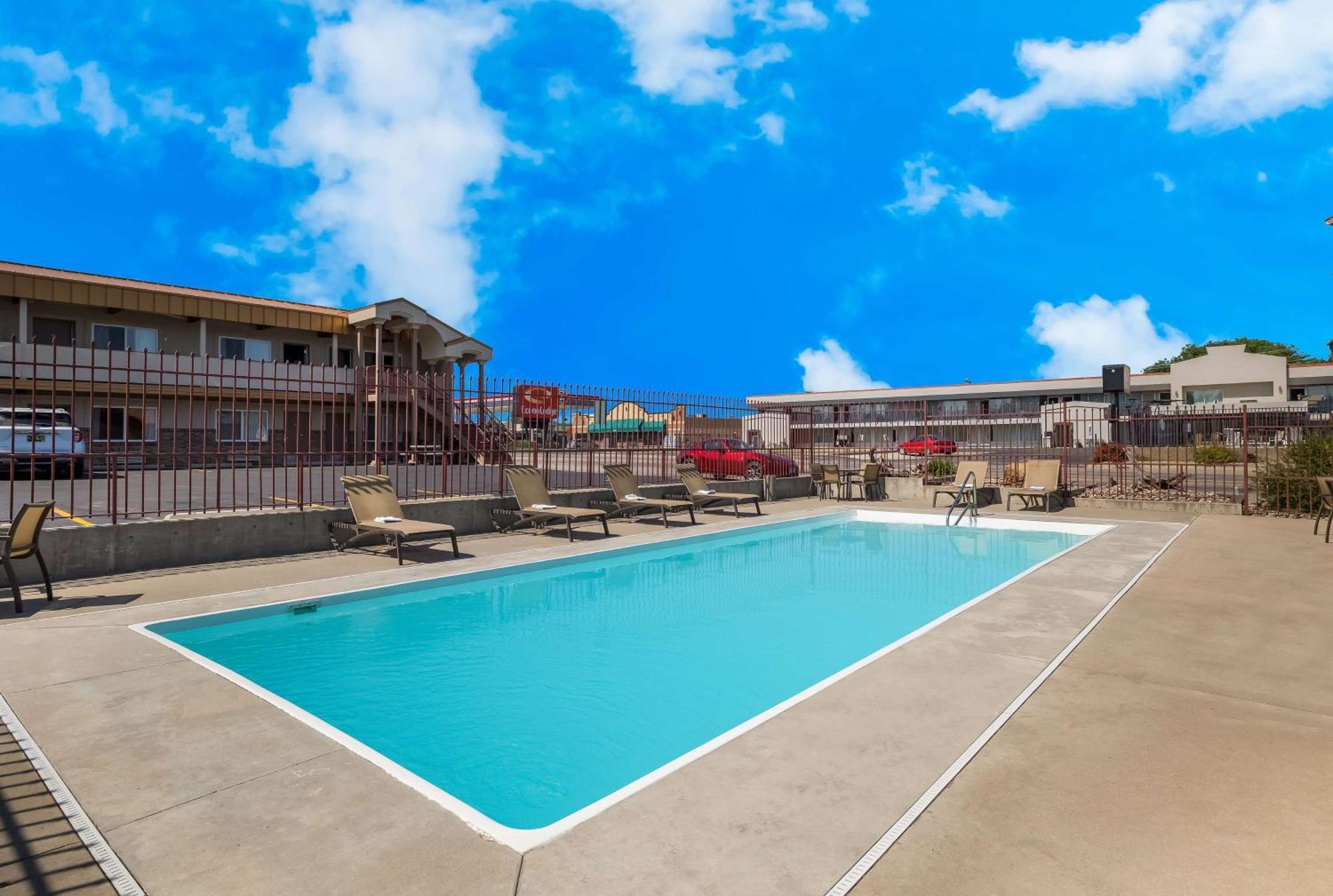 Best Western Plains Motel Волл Екстер'єр фото
